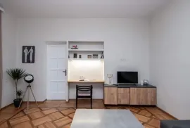 For Rent, 2 Room, Old building, Tbilisi, Mtatsminda