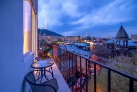 For Rent, 2 Room, Old building, Tbilisi, Mtatsminda