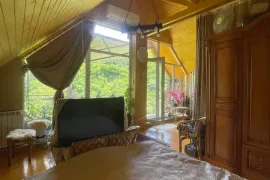 იყიდება სახლი, 9 ოთახიანი, თბილისი, ვაკე