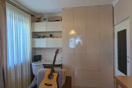 იყიდება ბინა, 1.5 ოთახიანი, ძველი აშენებული, თბილისი, სამგორი