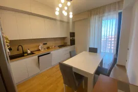 Аренда, 3 Kомнатная, Новостройка, Тбилиси, Озеро Лиси