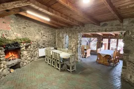 ქირავდება სახლი დღიურად, 4 ოთახიანი, თბილისი, ზაჰესი