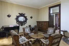 Apartment for sale, 6 Room, Old building, Tbilisi, Sololaki