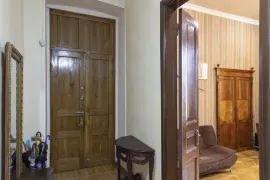Apartment for sale, 6 Room, Old building, Tbilisi, Sololaki