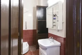 Apartment for sale, 6 Room, Old building, Tbilisi, Sololaki