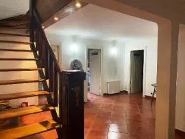 House For Rent, 6 Room, Tbilisi, Chugureti
