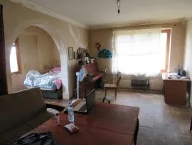 Продается квартира, 3 Kомнатная, Старое здание, Тбилиси, Vazisubani