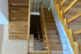 House For Rent, 10 Room, Suburbs of Tbilisi, Tabakhmela