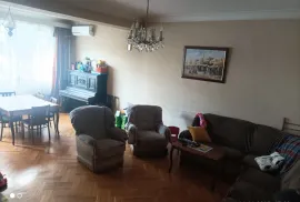 Продается квартира, 4 Kомнатная, Старое здание, Тбилиси, saburtalo