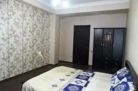 Аренда, 3 Kомнатная, Новостройка, Тбилиси, Мтацминда