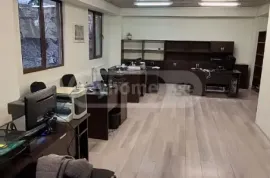 იყიდება, უნივერსალური კომერციული ფართი, საბურთალო