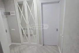 იყიდება ბინა, 3 ოთახიანი, ძველი აშენებული, ქუთაისი, ზასტავა