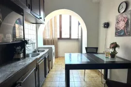 For Rent, 2 Room, Old building, Tbilisi