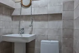 ქირავდება, უნივერსალური კომერციული  ფართი, საბურთალო