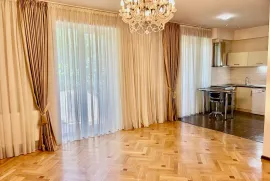 ქირავდება, საოფისე ფართი, ვაკე