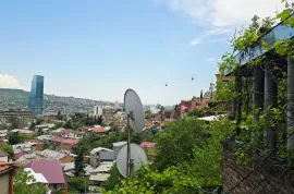 იყიდება ბინა, 3 ოთახიანი, ძველი აშენებული, თბილისი, ვერა