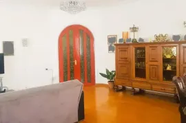 იყიდება ბინა, 5 ოთახიანი, ძველი აშენებული, თბილისი, საბურთალო