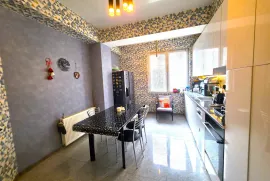 Продается квартира, 5 Kомнатная, Новостройка, Тбилиси, Дигоми