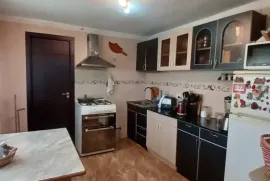 იყიდება სახლი, 7 ოთახიანი, თბილისის შემოგარენი, ოქროყანა