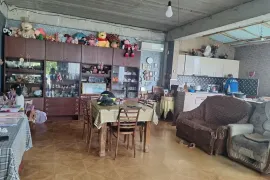 იყიდება სახლი, 6 ოთახიანი, თბილისი, სოფ. გლდანი