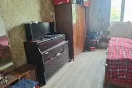 იყიდება სახლი, 6 ოთახიანი, თბილისი, სოფ. გლდანი