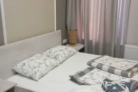 იყიდება, სასტუმრო