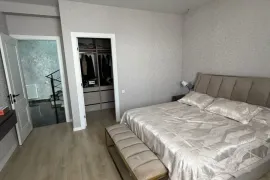 იყიდება სახლი, 10 ოთახიანი, თბილისი, ისანი