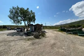 იყიდება მიწის ნაკვეთი, კომერციული