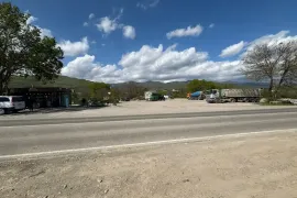 იყიდება მიწის ნაკვეთი, კომერციული