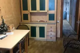 იყიდება ბინა, 5 ოთახიანი, ძველი აშენებული, წყალტუბო, წყალტუბო