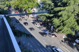 ქირავდება ბინა, 1 ოთახიანი, ძველი აშენებული, თბილისი, საბურთალო