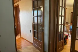 იყიდება ბინა, 3 ოთახიანი, ძველი აშენებული, თბილისი, დიდი დიღომი