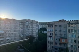 იყიდება ბინა, 3 ოთახიანი, ძველი აშენებული, თბილისი, დიდი დიღომი