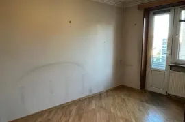 იყიდება ბინა, 3 ოთახიანი, ძველი აშენებული, თბილისი, დიდი დიღომი