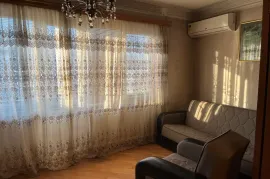 იყიდება ბინა, 3 ოთახიანი, ძველი აშენებული, თბილისი, დიდი დიღომი