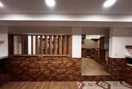 იყიდება ბინა, 7 ოთახიანი, ძველი აშენებული, თბილისი, საბურთალო