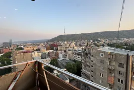 იყიდება ბინა, 4 ოთახიანი, ძველი აშენებული, თბილისი, ვერა