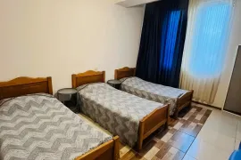 ქირავდება ბინა დღიურად, 4 ოთახიანი, ახალი აშენებული, ოზურგეთი, ურეკი