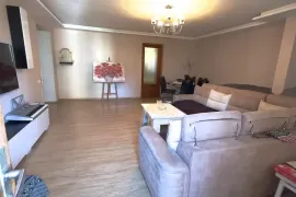 Продается квартира, 4 Kомнатная, Старое здание, Тбилиси, Варкетили