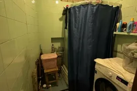 Продается квартира, 4 Kомнатная, Старое здание, Тбилиси, Варкетили