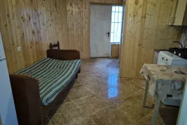 Ипотека квартиры, 2 Kомнатная, Старое здание, Тбилиси, Мухиани