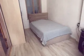 იყიდება ბინა, 3 ოთახიანი, ძველი აშენებული, თბილისი, მთაწმინდა