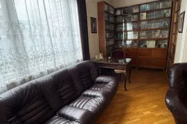 House For Sale, 6 Room, Tbilisi, saburtalo