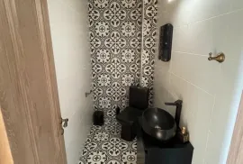 Продается Дом, 6 Kомнатная,  Окрестности Тбилиси, Коджори
