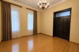 Apartment for sale, 3 Room, Old building, Tbilisi, Ortachala
