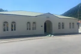 ქირავდება, უნივერსალური კომერციული  ფართი, შუახევი