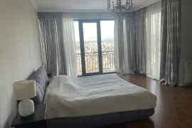 იყიდება სახლი, 8 ოთახიანი, თბილისის შემოგარენი