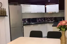 Продается квартира, 2 Kомнатная, Новостройка, Батуми