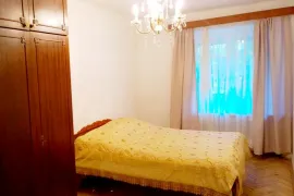 Аренда, 2 Kомнатная, Старое здание, Тбилиси, Дигоми