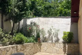 House For Sale, 10 Room, Suburbs of Tbilisi, Tskneti